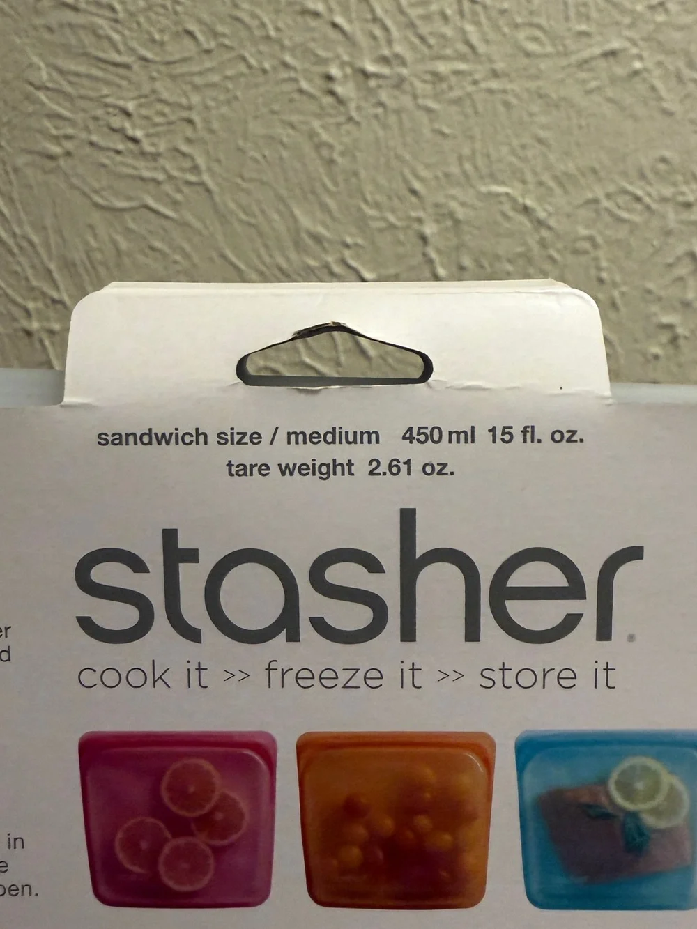 NWT Reusable Stasher Silicone Food Storage - Clear- Sandwich Size/Medium 450 ml